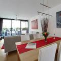 Отель Voltaire Apartments Отель Voltaire Apartments