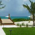 Отель The Venetian on Grace Bay Отель The Venetian on Grace Bay